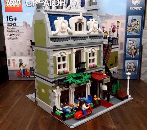 Lego Creator Parisian Restaurant Speed Build Video Set 10243