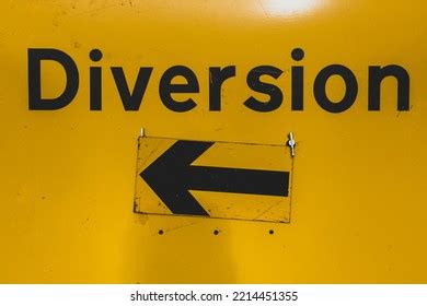 5,364 Road Diversion Signs Images, Stock Photos & Vectors | Shutterstock