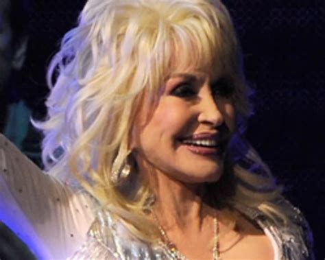 Dolly Parton Wins Lifetime Achievement Grammy Award