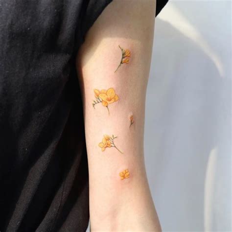 20+ Beautiful Freesia Flower Tattoo Ideas For Females – EntertainmentMesh