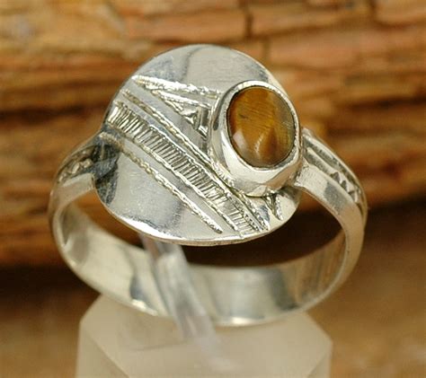 Sch Ner Tuareg Ring Silber Mit Tigerauge Verstellbar Afrikasia De