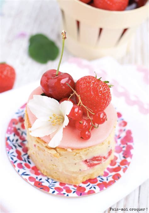 Une Version Mini Du Naked Cake Fa On Fraisier Pour Un Dessert De F Te