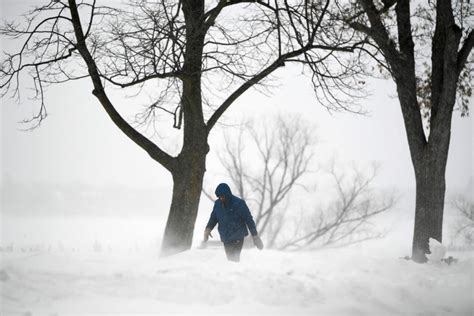 Blizzard Warnings Issued Across The U S As Storm Threatens To Bring