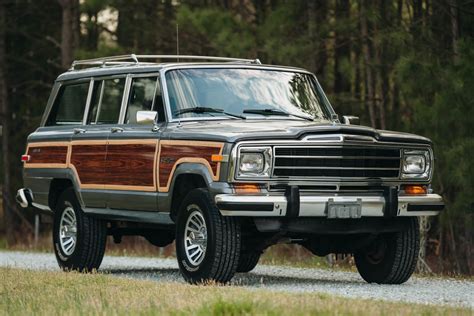 LS-Powered 1990 Jeep Grand Wagoneer for sale on BaT Auctions - sold for $40,750 on April 17 ...