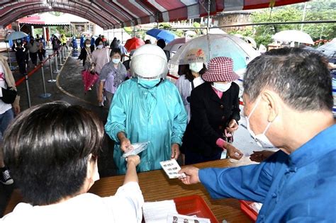 松山慈惠堂1千組快篩17分鐘發完 另3梯次時間看這邊 上報 Line Today