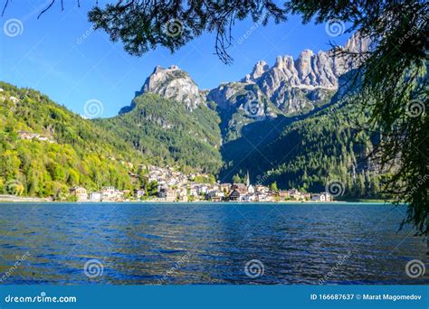 Lago Di Alleghe In The Fall Stock Image Image Of Beautiful Alps