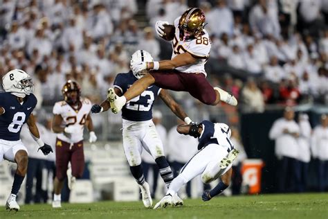 Gopher Football Preseason Honors - Offensive Edition - Last Word on ...