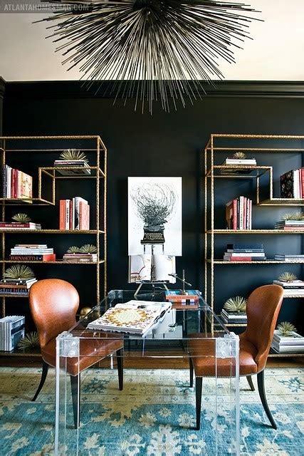 The Peak of Très Chic: Sultry Office Spaces