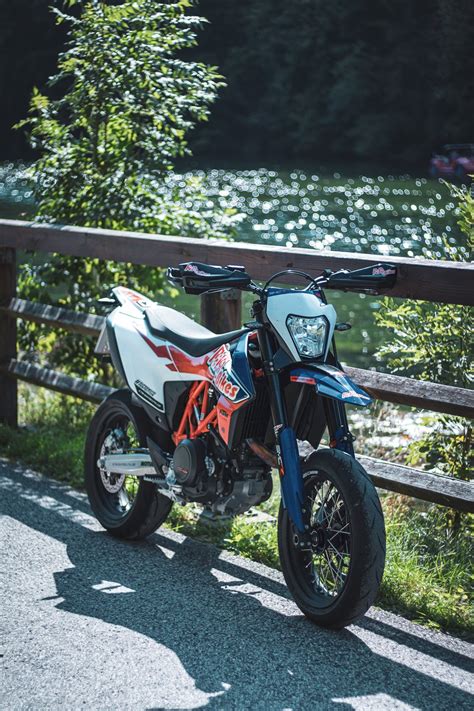 Umgebautes Motorrad Ktm Smc R Von Pepa Bikes E K Inh Martin