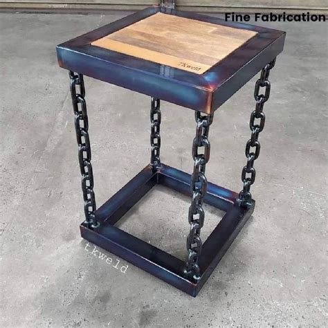 Powder Coated Rectangular Chain Iron Stool Size Ft H At Rs