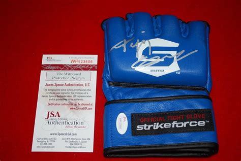 Ufc Fedor Emelianenko Official Strikeforce Mma Signed Glove Coa 4 Jsa