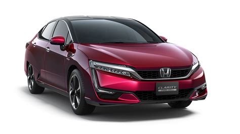 Honda Clarity Fuel Cell Boasts The Longest Range In The Biz