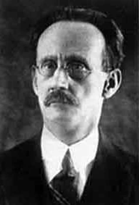 Famous Scientists from Brazil | List of Top Brazilian Scientists