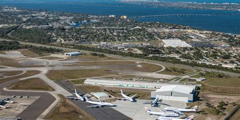 Orlando Melbourne International Airport running