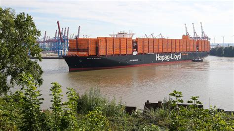 Hapag Lloyd Tauft Mega Frachter Berlin Express Deutschlands Gr Tes