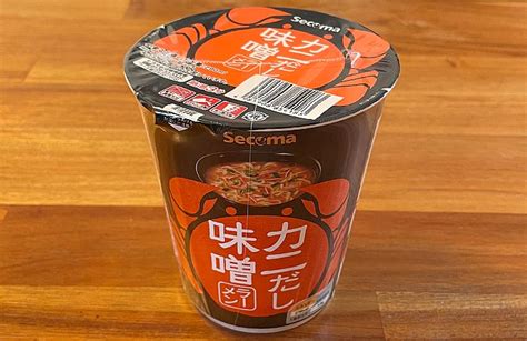 【セイコーマート】 カニだし味噌ラーメン！カニの旨味・香ばしさを利かせたメリハリのある一杯 きょうも食べてみました。