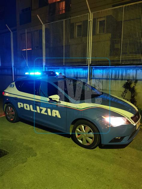 Litiga Con La Fidanzata E Tenta Il Suicidio Torna A Casa Con Una Multa