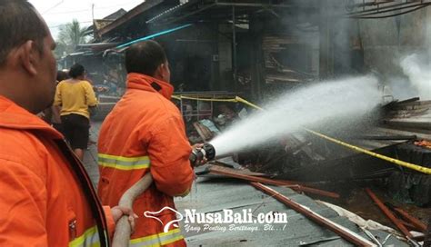 Nusabali Pasar Lelateng Terbakar Kerugian Ditaksir Rp Juta