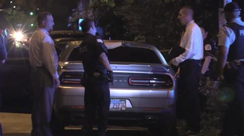 Man 22 Shot Killed In Attempted Carjacking In Logan Square Police