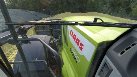 CLAAS Claas Axion 960 Terra Trac op de maïsbult Trekkerweb nl