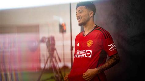 Gallery Behind The Scenes Pics Of New 2023 24 Man Utd Home Kit