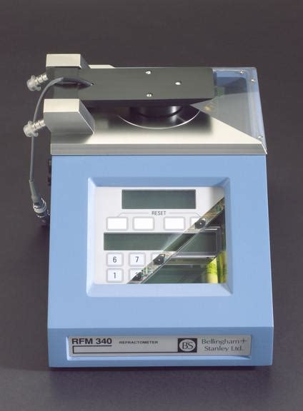 Refractometer Rfm Made By Bellingham Stanley Ltd Science