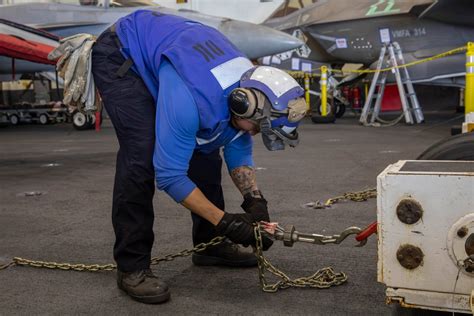 Dvids Images Sailor Conducts Maintenance Aboard Abraham Lincoln