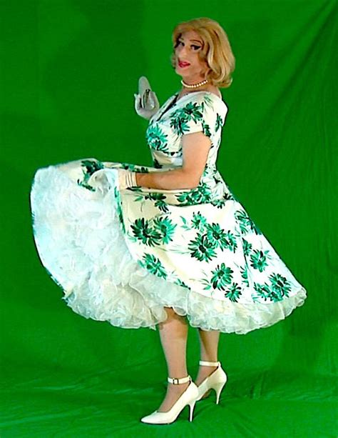 Modeling Vivien Of Holloway Grace Dahlia Circle Dress Rcrossdressed50