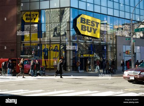 The Best Buy Electronics Store In Union Square In New York Stock Photo