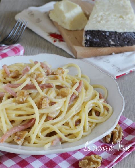 Spaghetti Cremosi Pecorino Noci E Speck Primo Piatto Di Pasta Facile