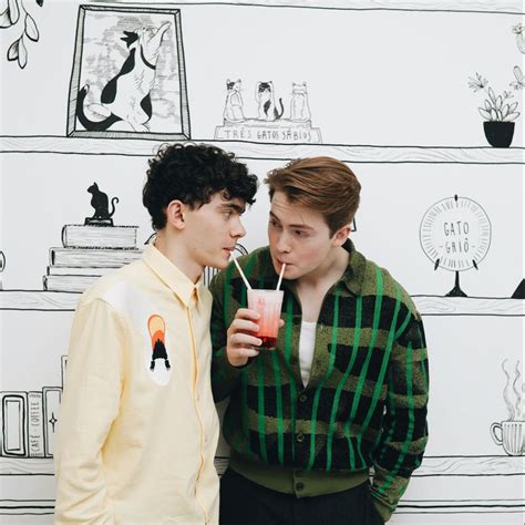Pin by 𝗦𝘁𝗿𝗮𝘄𝗯 𝗹𝘆𝗻𝗻 ᥫ on heartstopper Connor Cute gay