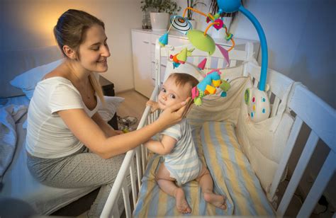O Que Fazer Quando O Bebe Não Quer Dormir - Motivo para bebê não dormir pode estar dentro do próprio berço: como ...