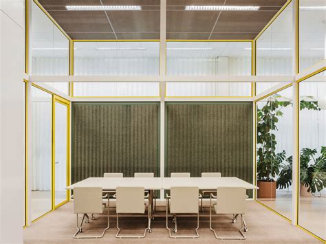 Decmyk Beyond Space Designs Colourful Office Around Reconfigurable