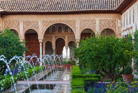 Granada Alhambra Generalife Nasrid Palaces Guided Tour Getyourguide