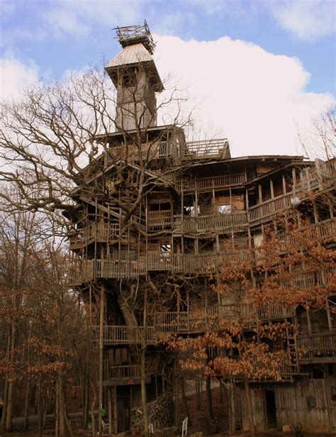 Epic Treehouse Now That S Nifty