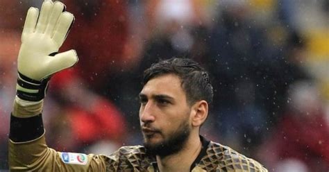 Donnarumma Milioni Di Ragioni Ed Un Motivo Di Famiglia Per Dire Si