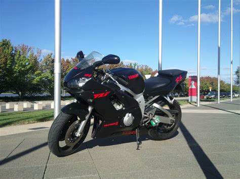 1999 Yamaha YZF R6 Nimbus Shannons Club