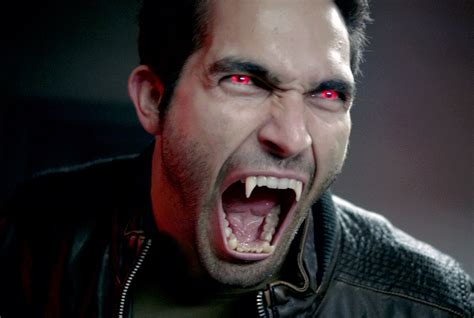 Tyler Hoechlin Talks TEEN WOLF Season 3, His Character's Evolution, and ...