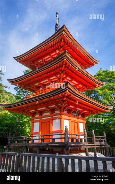 Three Story Pagoda Kiyomizu Dera Temple Kyoto Hi Res Stock Photography