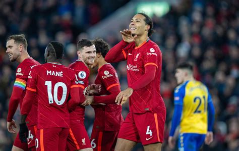 Liverpool Aplasta Al Southampton Y Se Acerca Al Chelsea En La Premier League