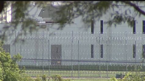 Feds Charge Youngstown Prison Guard With Having Sex With Inmate