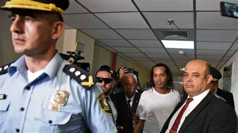 First pictures of Ronaldinho in jail emerge | OSM Vision