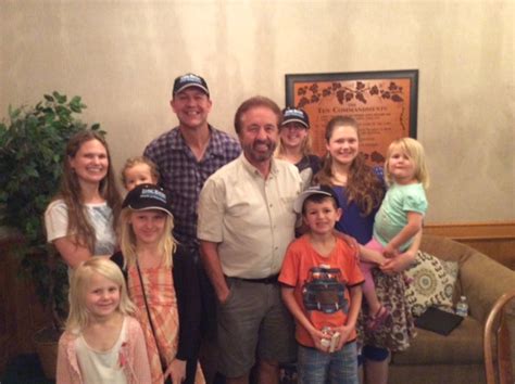 Visiting Ray Comfort/Living Waters Ministries - Baines Family 2015 USA ...