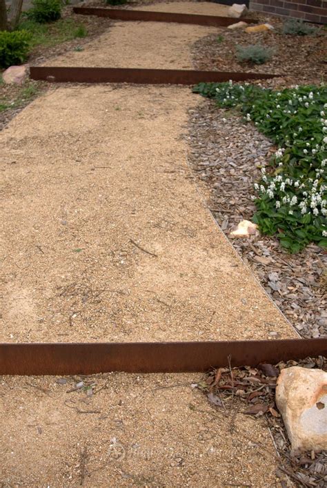 Deco Gold Crushed Decomposed Gravel Pathway Gravel Garden Sloped