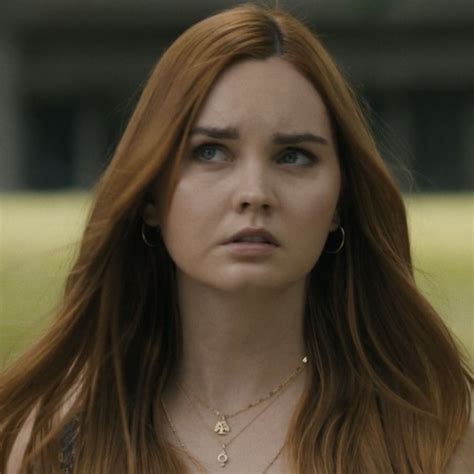 Quinn Bailey Liana Liberato Ghostface Scream Scream Movie