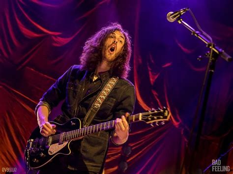 Hozier Live in Montreal: Captivating Performance at Olympia (Photos)