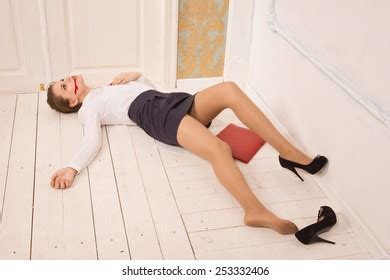 Photo De Stock Crime Scene Office Body Lifeless Secretary