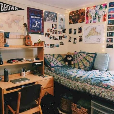 51 Elegant Dorm Room Decorating Ideas Godiygo Com