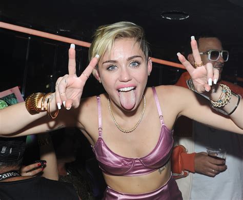 Miley Cyrus Vma Tongue