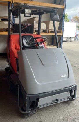 Hako Scrubmaster B R Cl Battery Powered Ride On Scrubber Dryer In